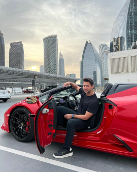 Photoshoot with an exotic car in the city